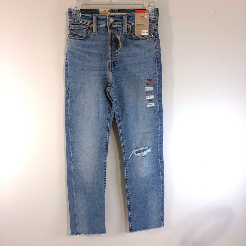 Levis Wedgie Straight High Rise Distressed Jeans Light Wash 25x28 NEW